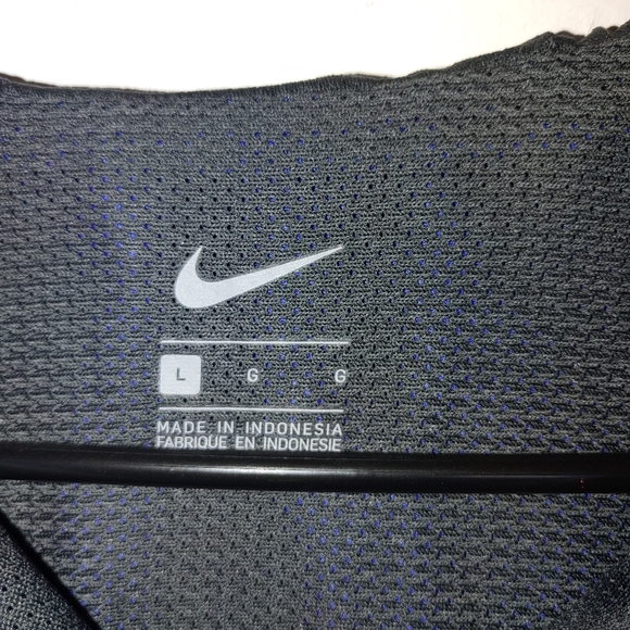 Nike NHL NWT 2018 World Junior Blue Windbreaker - Picture 3 of 6